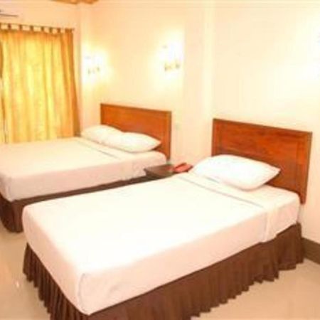 Chaleunehoung Hotel В'єнтьян Екстер'єр фото