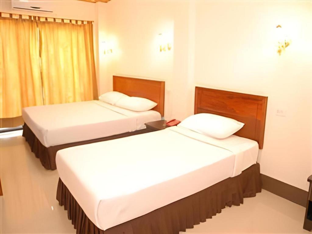 Chaleunehoung Hotel В'єнтьян Екстер'єр фото