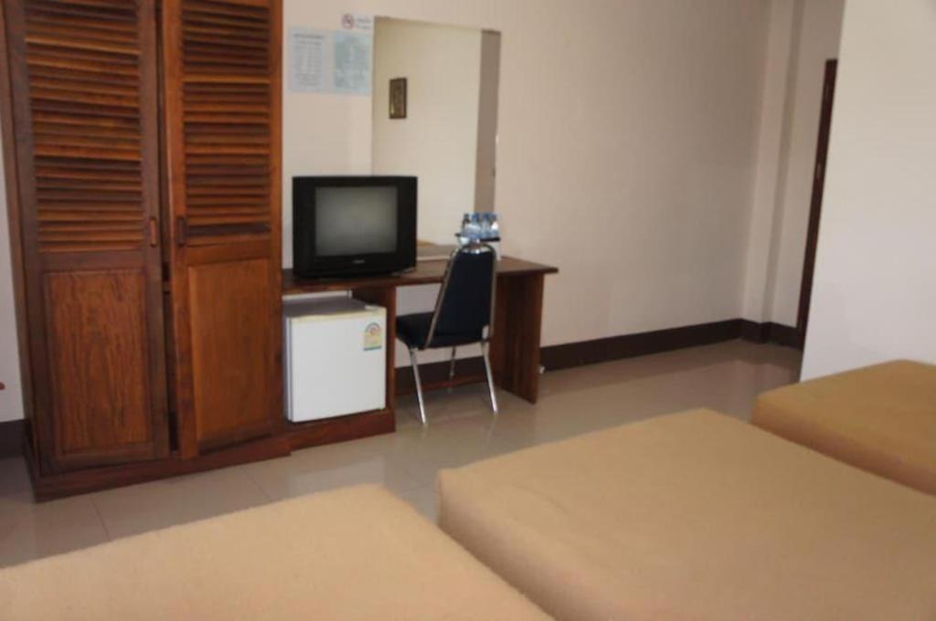 Chaleunehoung Hotel В'єнтьян Екстер'єр фото