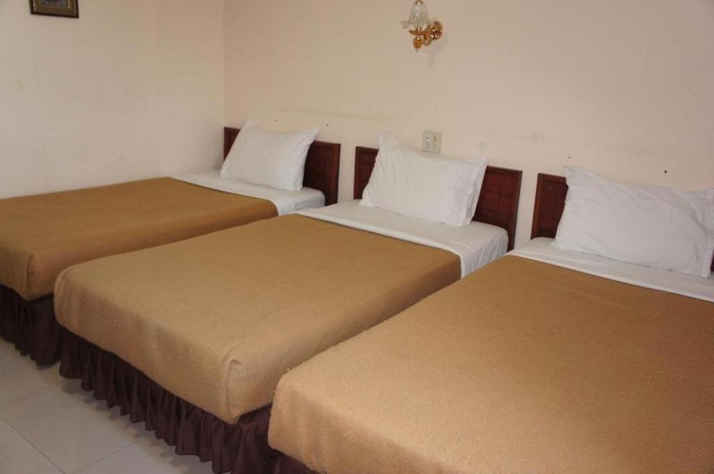 Chaleunehoung Hotel В'єнтьян Екстер'єр фото