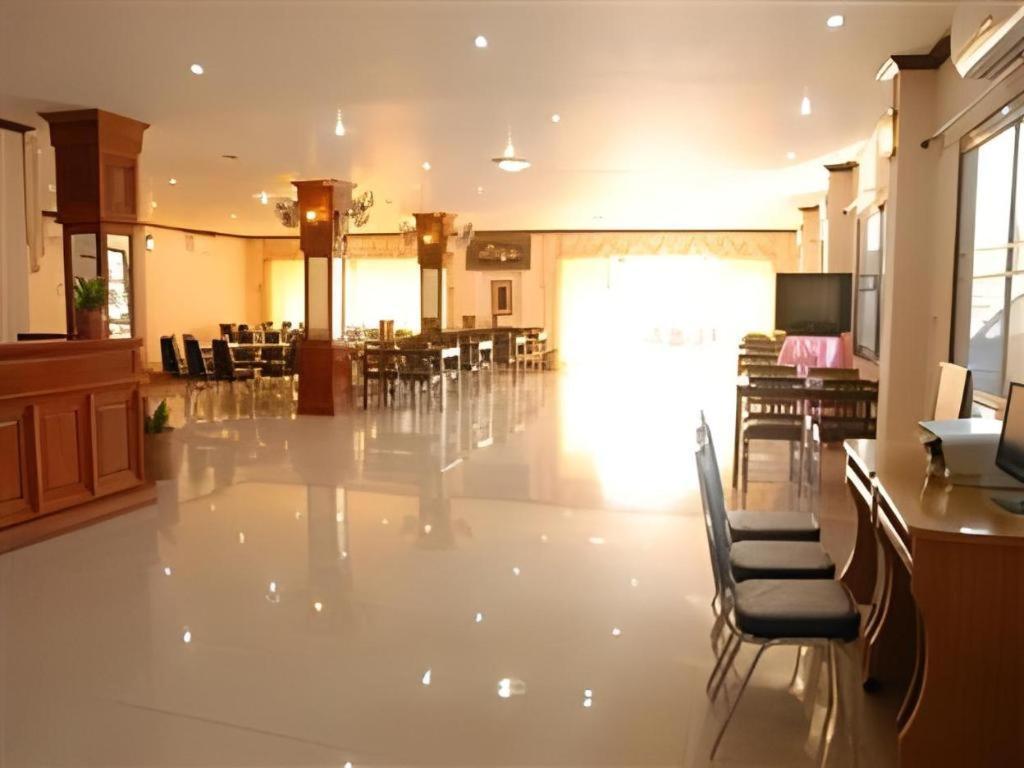 Chaleunehoung Hotel В'єнтьян Екстер'єр фото